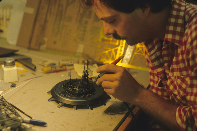 Illustration for article titled 142 Behind-The-Scenes Photos Reveal Blade Runner's Miniature WorldÂ